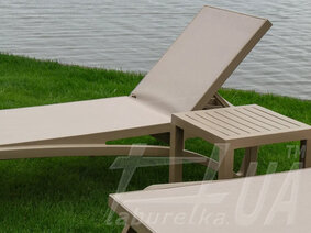 Комплект із 2 шезлонгів "Siesta Pacific" + Стіл "Siesta Ocean Side Table"