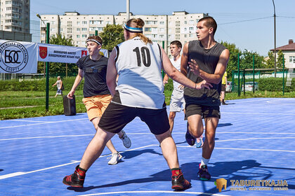 Гартуємо дух перемоги: TABURETKA.UA підтримує розвиток баскетболу серед молоді