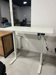 Стіл з регулюванням висоти білий "BST-02" Стіл з регулюванням висоти білий "BST-02"