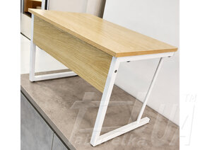 Подставка под микроволновку и кухонные принадлежности