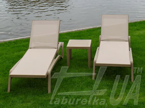 Комплект із 2 шезлонгів "Siesta Pacific" + Стіл "Siesta Ocean Side Table"