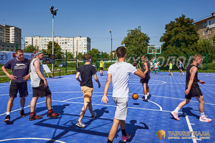 Гартуємо дух перемоги: TABURETKA.UA підтримує розвиток баскетболу серед молоді