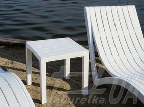 Комплект из 2 шезлонгов "Siesta Slim" + Стол "Siesta Ocean Side Table"